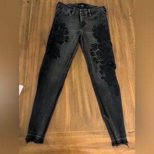 Liverpool Black Embroidered skinny jeans Size 4/27